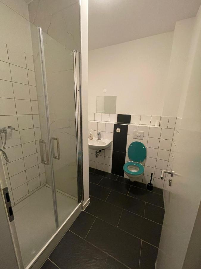 Monteur-Apartment Am Bahnhof Muhlheim am Main Екстериор снимка