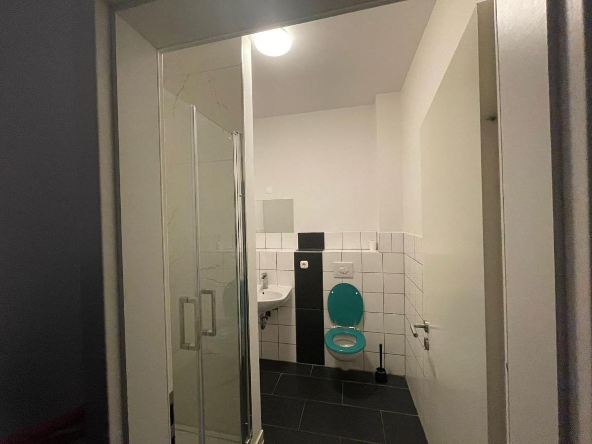 Monteur-Apartment Am Bahnhof Muhlheim am Main Екстериор снимка